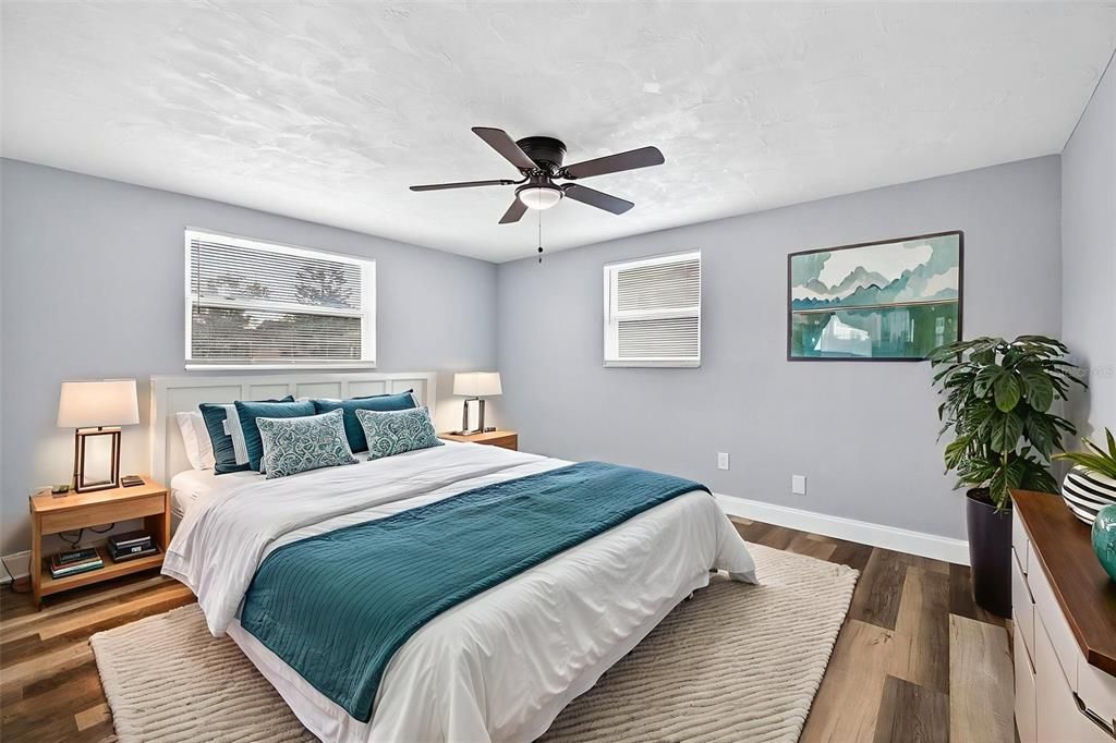 Activo con contrato: $264,900 (3 camas, 2 baños, 1371 Pies cuadrados)