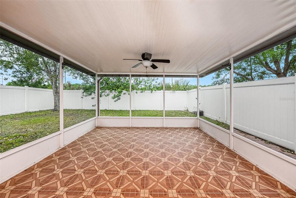 For Rent: $2,100 (3 beds, 2 baths, 1338 Square Feet)