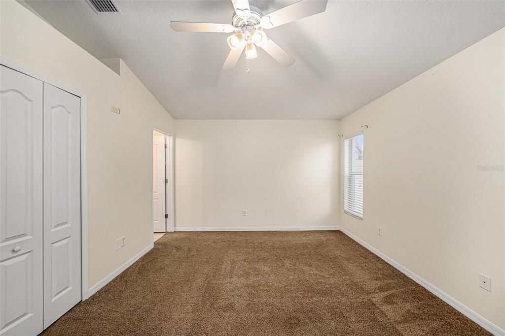For Rent: $2,100 (3 beds, 2 baths, 1338 Square Feet)