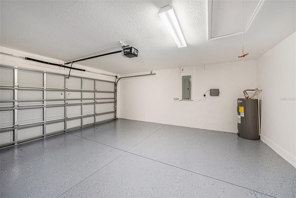 For Rent: $2,100 (3 beds, 2 baths, 1338 Square Feet)