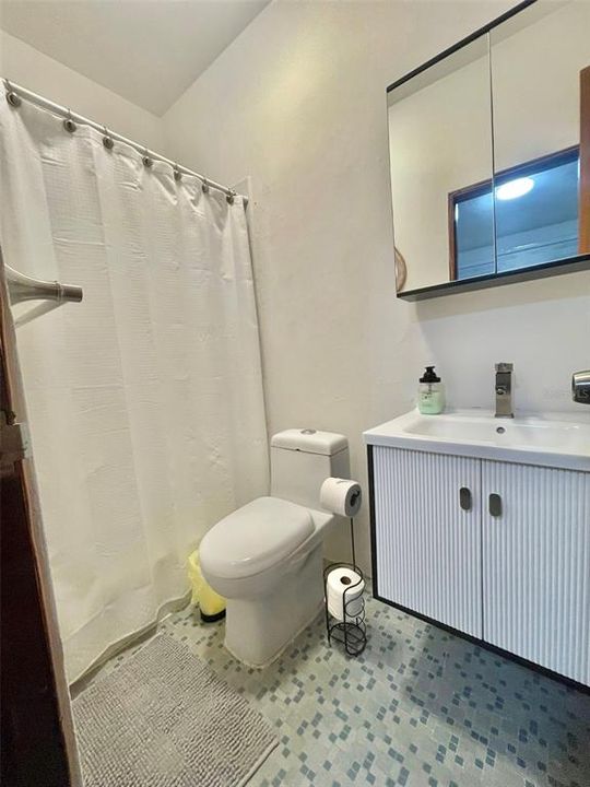 Под контрактом: $285,000 (3 спален, 2 ванн, 1251 Квадратных фут)