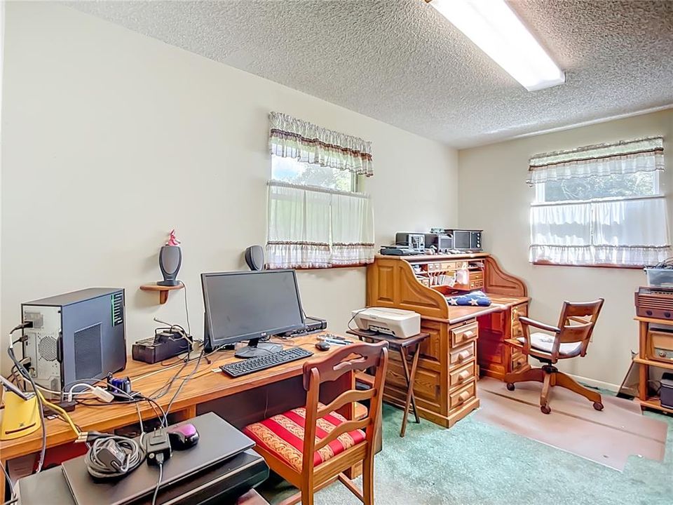 Activo con contrato: $579,000 (4 camas, 3 baños, 2414 Pies cuadrados)