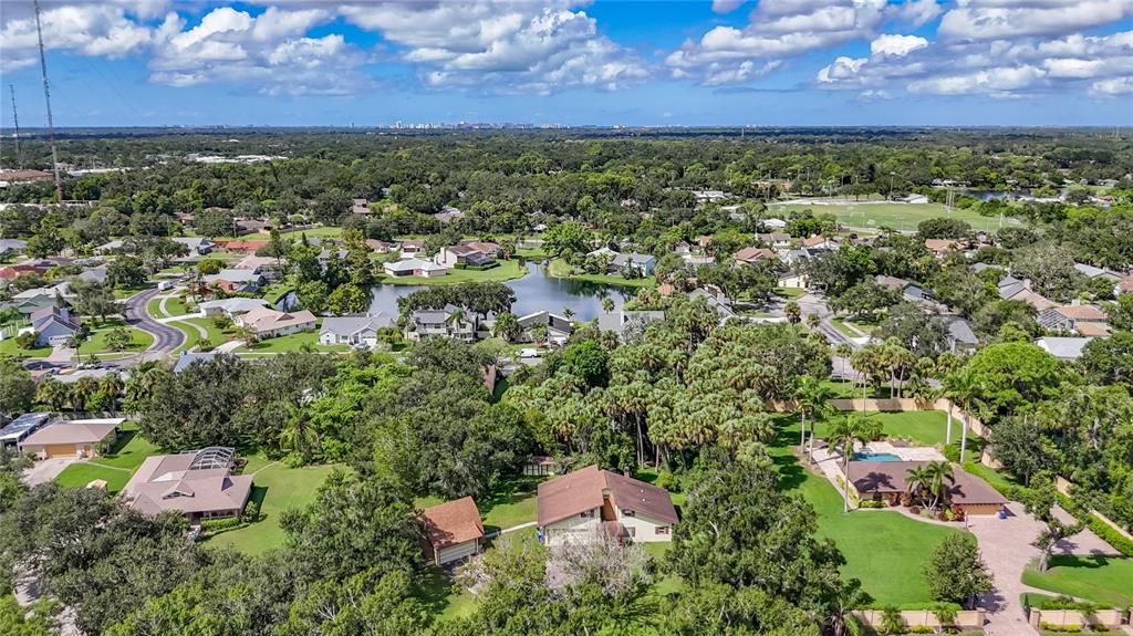 Activo con contrato: $579,000 (4 camas, 3 baños, 2414 Pies cuadrados)