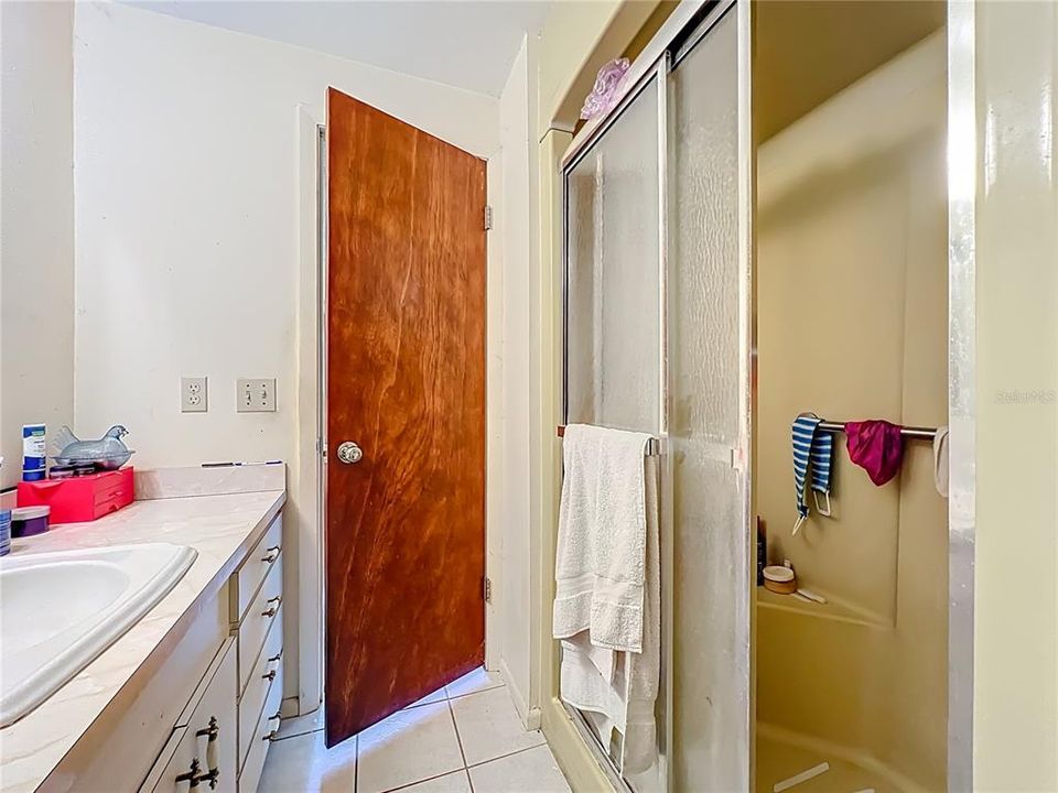 Activo con contrato: $579,000 (4 camas, 3 baños, 2414 Pies cuadrados)