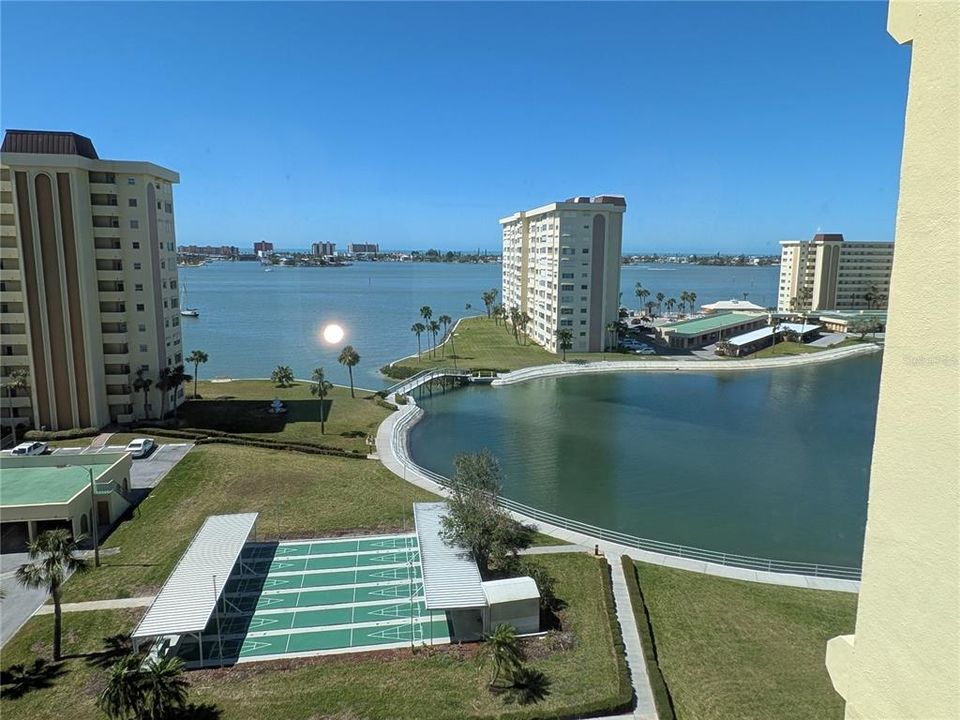 Recently Rented: $1,800 (1 beds, 1 baths, 815 Square Feet)