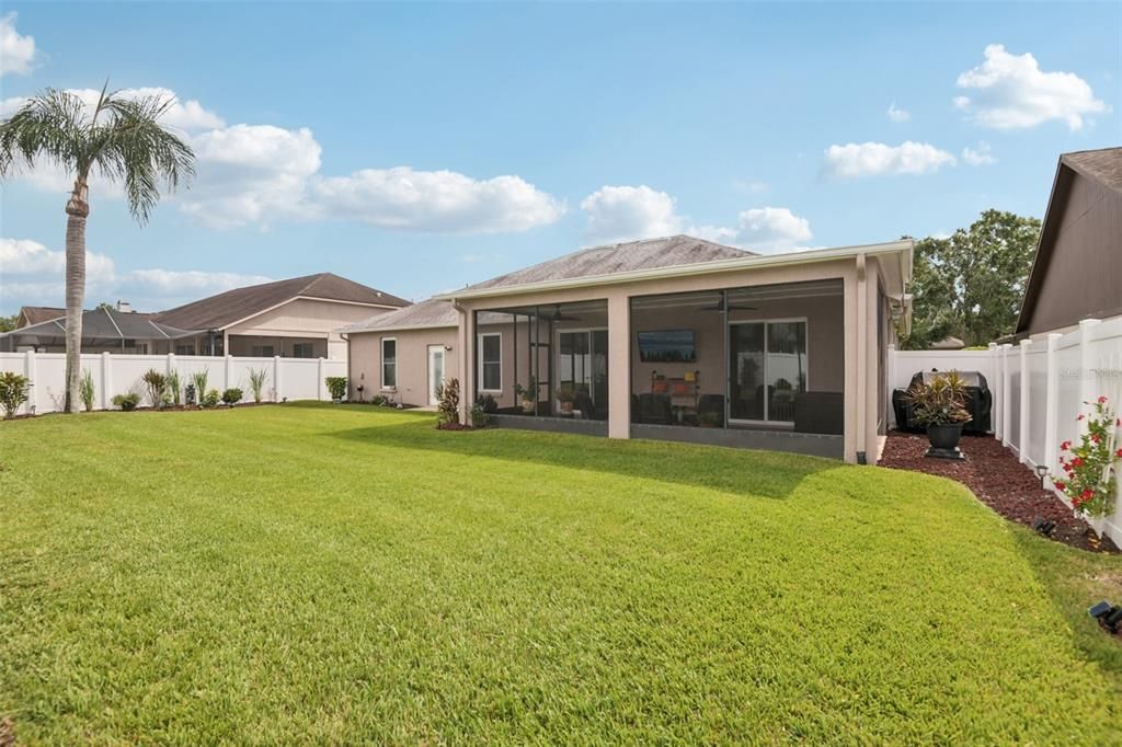 合同活跃: $485,000 (4 贝兹, 3 浴室, 2428 平方英尺)