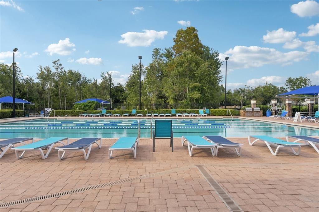 合同活跃: $485,000 (4 贝兹, 3 浴室, 2428 平方英尺)