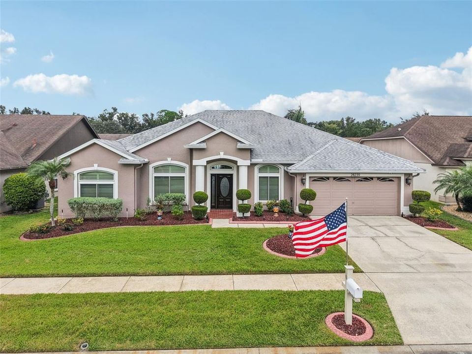 合同活跃: $485,000 (4 贝兹, 3 浴室, 2428 平方英尺)