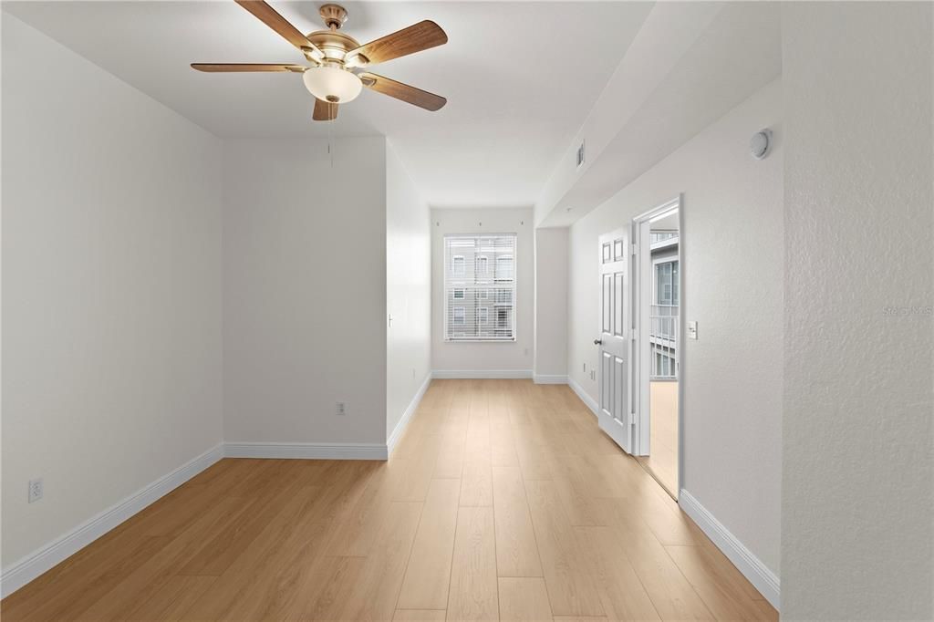 Active With Contract: $2,650 (2 beds, 2 baths, 1274 Square Feet)