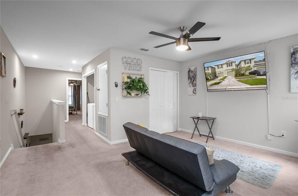 待售: $275,000 (2 贝兹, 2 浴室, 1536 平方英尺)