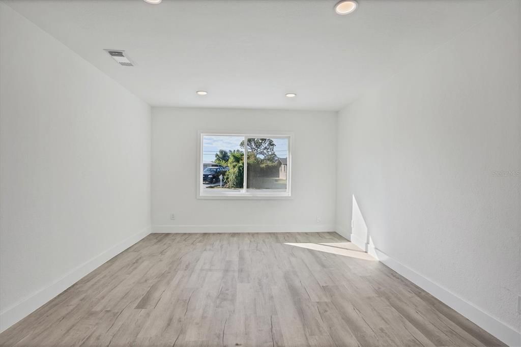 待售: $379,000 (3 贝兹, 2 浴室, 1463 平方英尺)