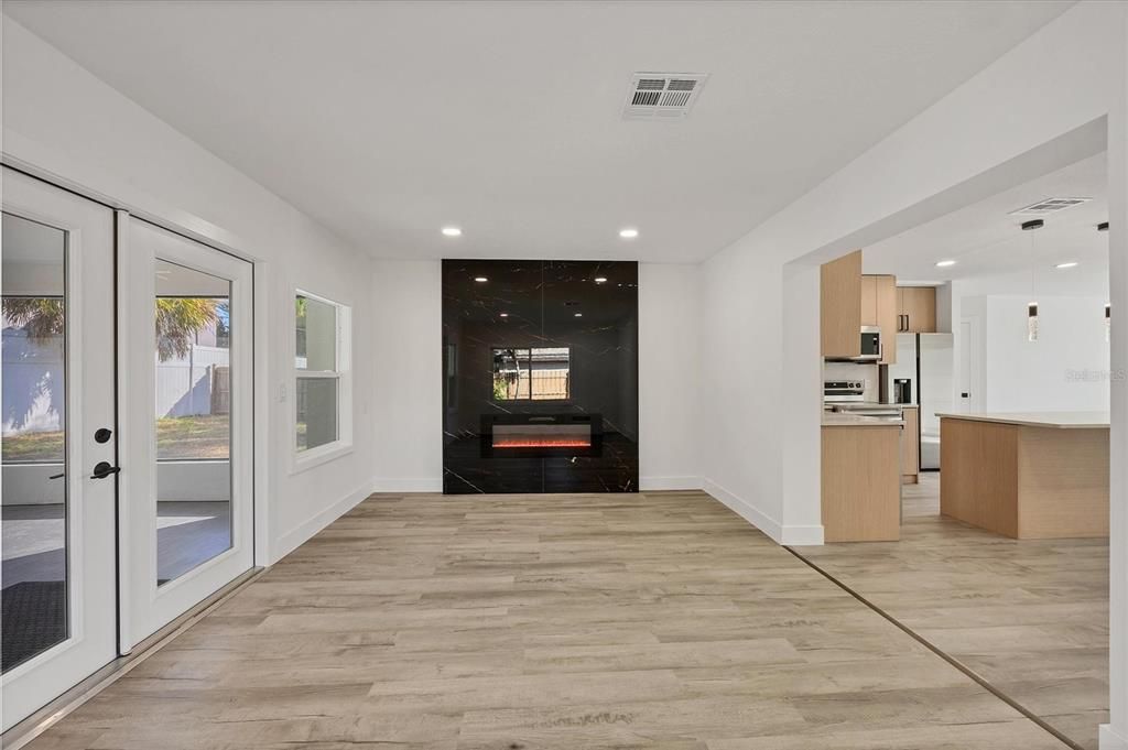 待售: $379,000 (3 贝兹, 2 浴室, 1463 平方英尺)