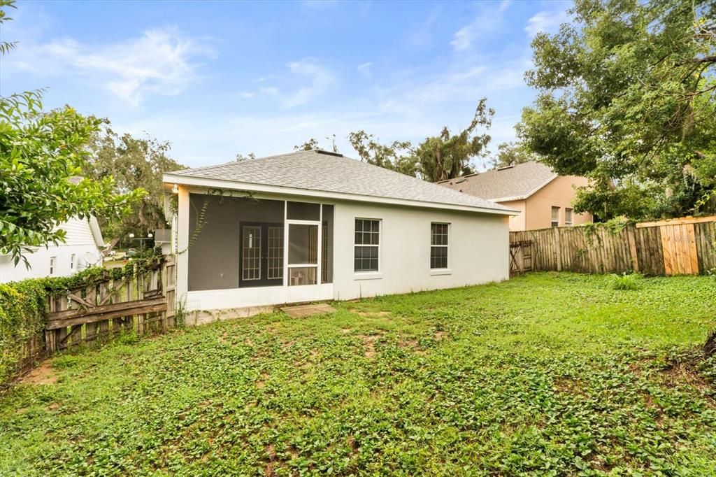 For Sale: $275,000 (3 beds, 2 baths, 1306 Square Feet)