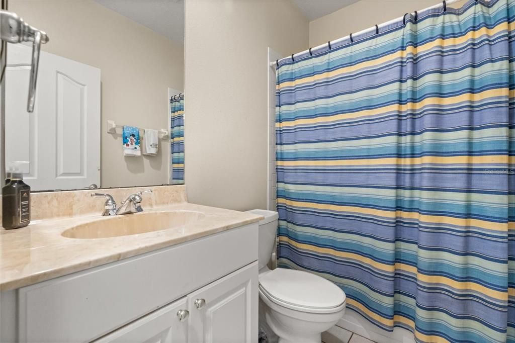 For Sale: $275,000 (3 beds, 2 baths, 1306 Square Feet)