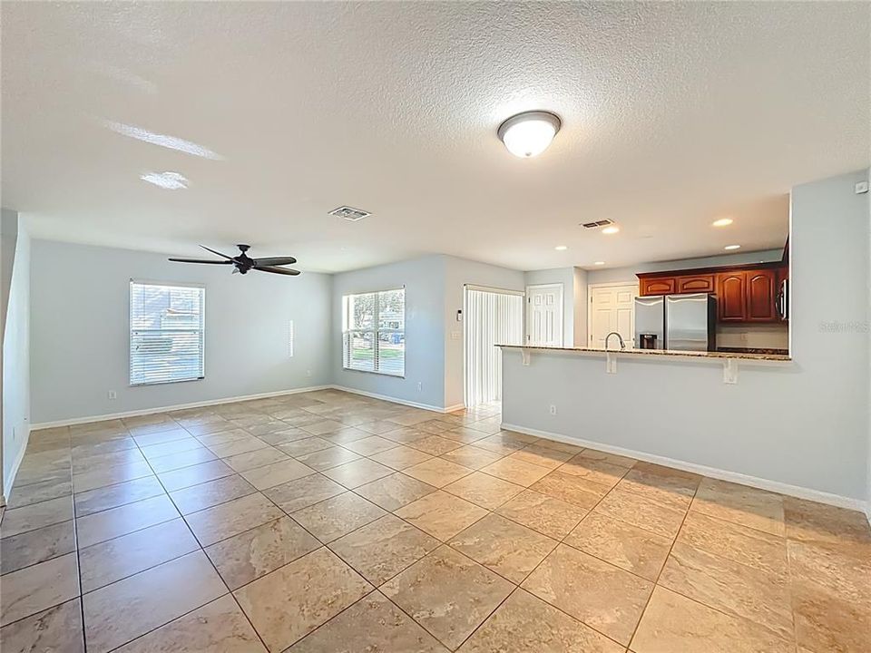 For Sale: $320,000 (3 beds, 2 baths, 1750 Square Feet)