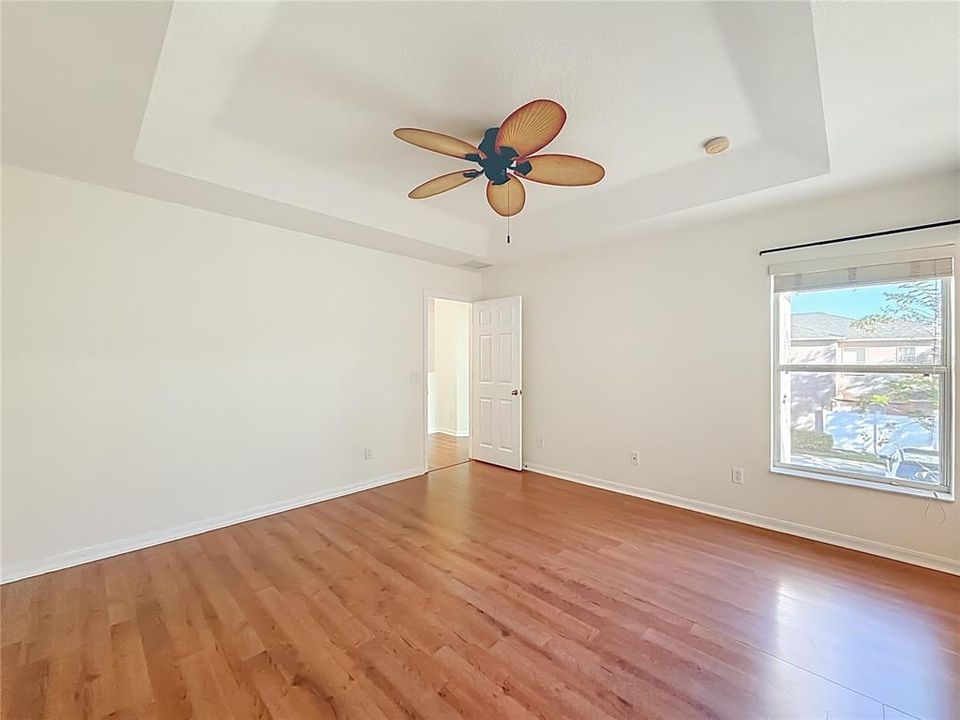 For Sale: $320,000 (3 beds, 2 baths, 1750 Square Feet)