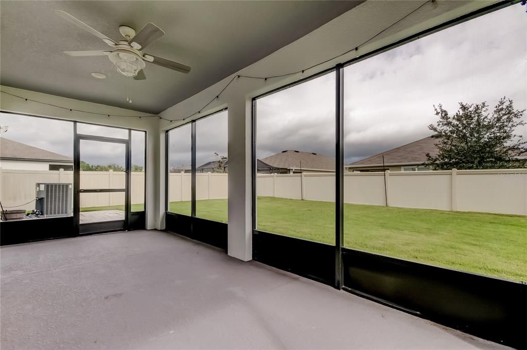 出租: $3,750 (6 贝兹, 3 浴室, 3059 平方英尺)