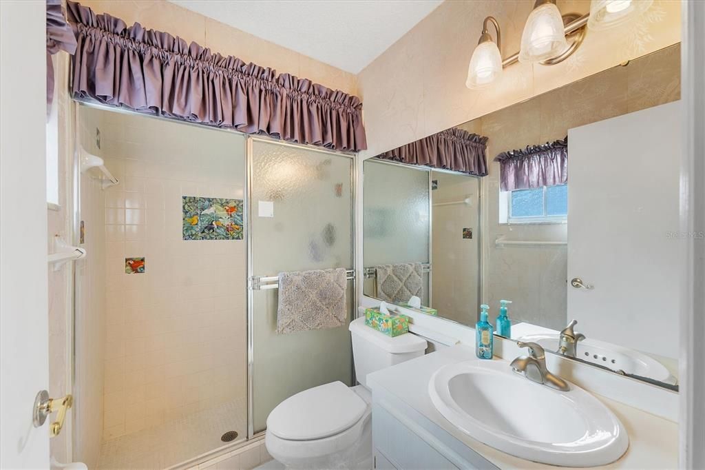 Active With Contract: $179,900 (2 beds, 2 baths, 1299 Square Feet)