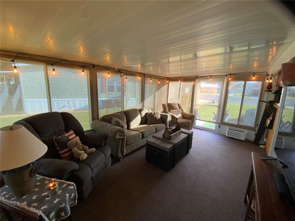 For Sale: $269,900 (3 beds, 2 baths, 1519 Square Feet)