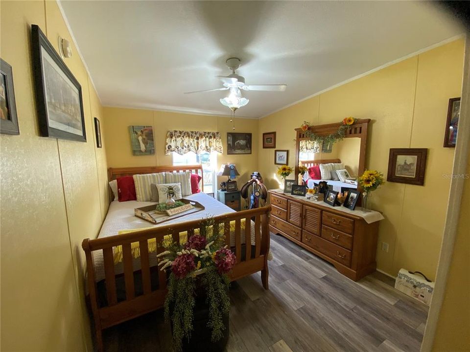 For Sale: $269,900 (3 beds, 2 baths, 1519 Square Feet)