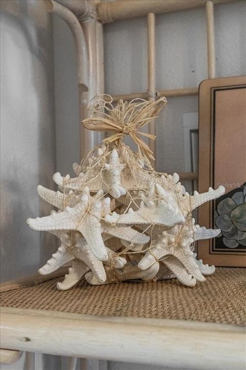 En Venta: $275,000 (2 camas, 1 baños, 936 Pies cuadrados)