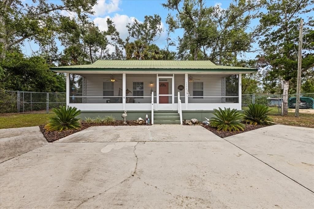 En Venta: $275,000 (2 camas, 1 baños, 936 Pies cuadrados)