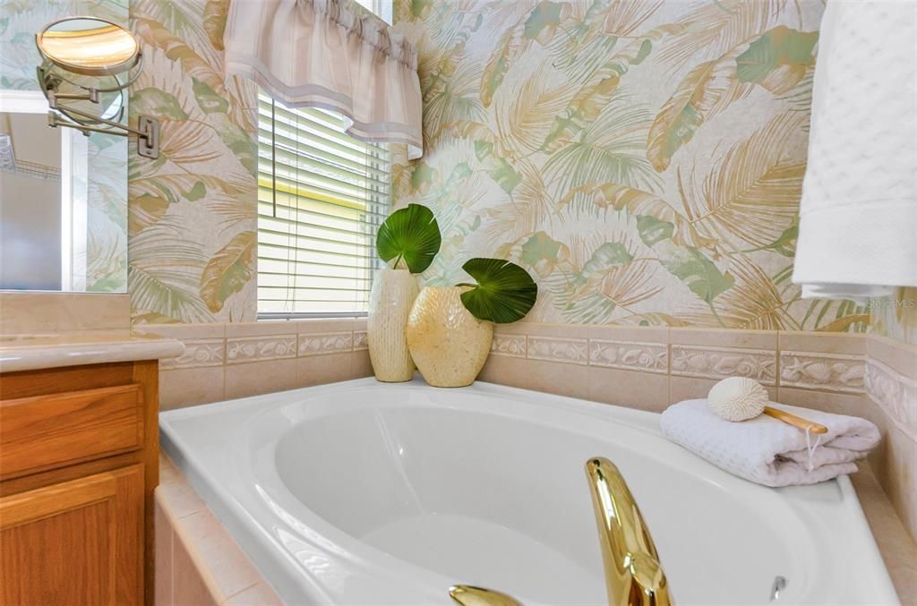 待售: $415,000 (3 贝兹, 2 浴室, 1863 平方英尺)