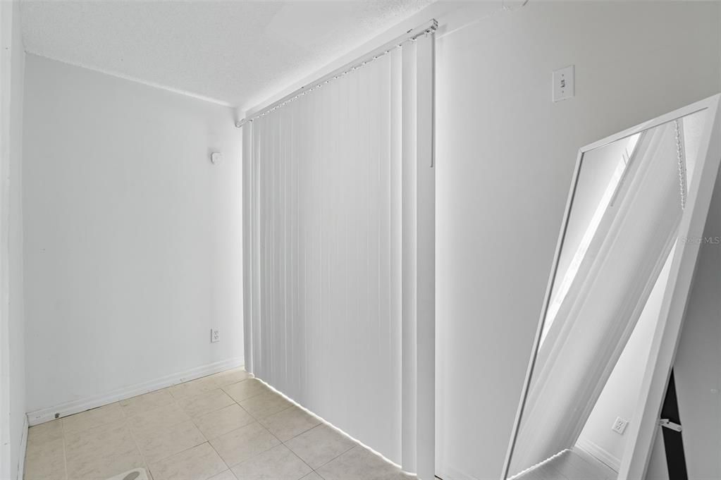 Active With Contract: $339,000 (2 beds, 2 baths, 1226 Square Feet)