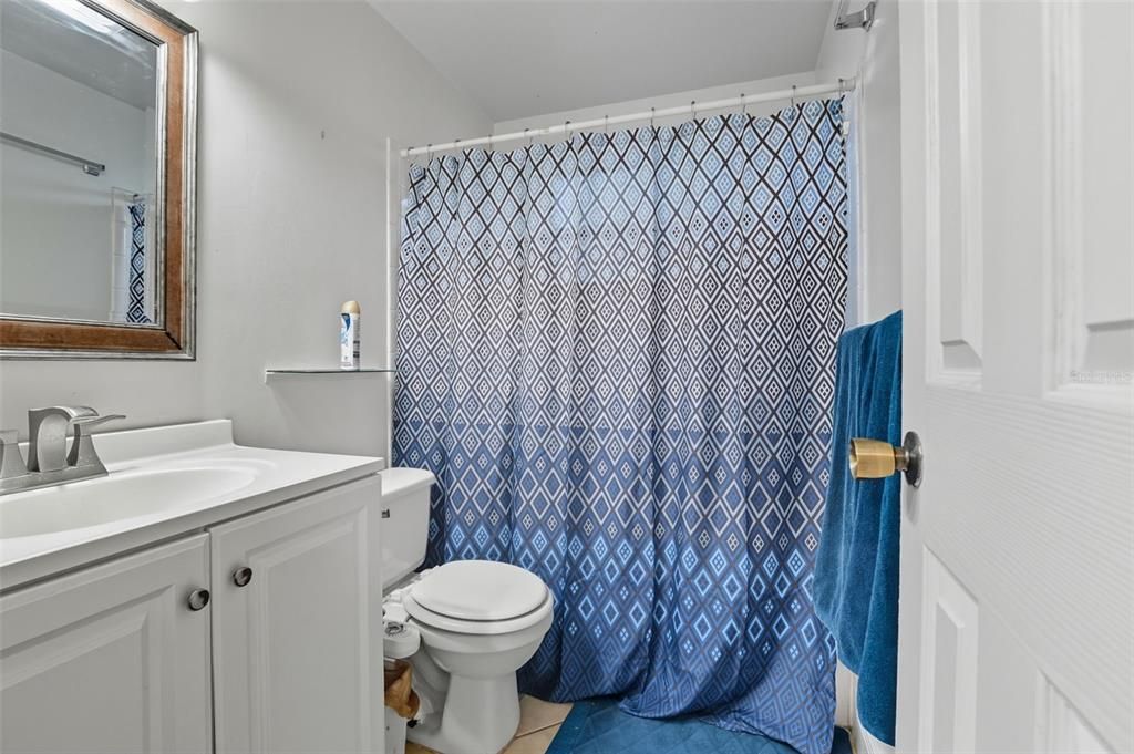 Active With Contract: $339,000 (2 beds, 2 baths, 1226 Square Feet)