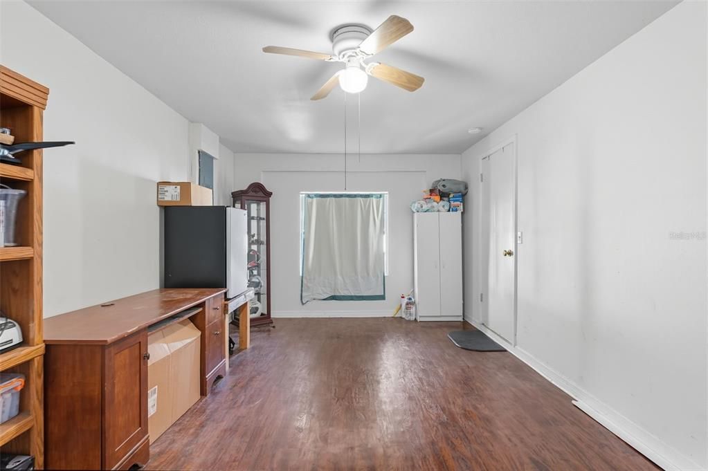Active With Contract: $339,000 (2 beds, 2 baths, 1226 Square Feet)