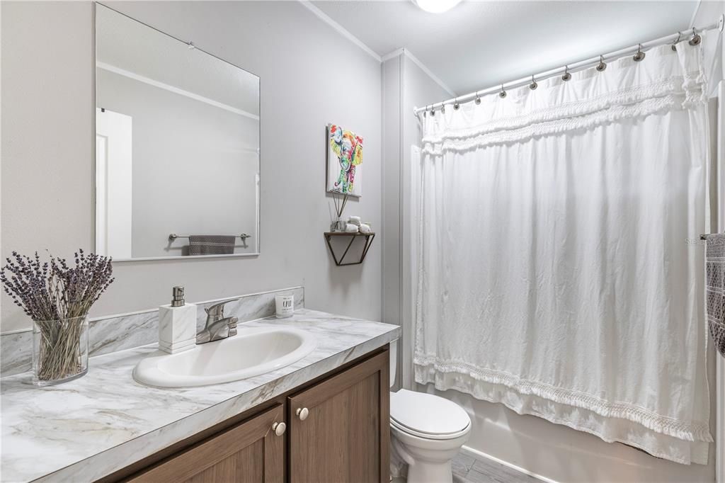 待售: $699,000 (6 贝兹, 4 浴室, 2608 平方英尺)