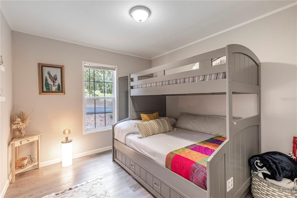 待售: $699,000 (6 贝兹, 4 浴室, 2608 平方英尺)