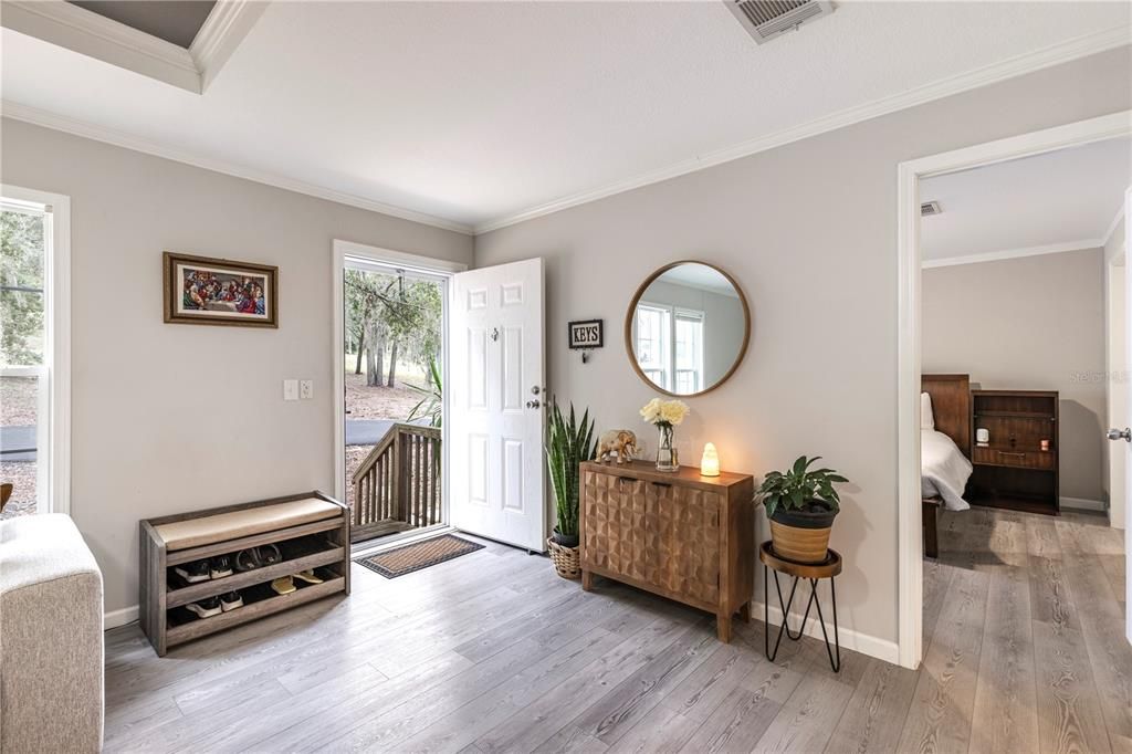 待售: $699,000 (6 贝兹, 4 浴室, 2608 平方英尺)