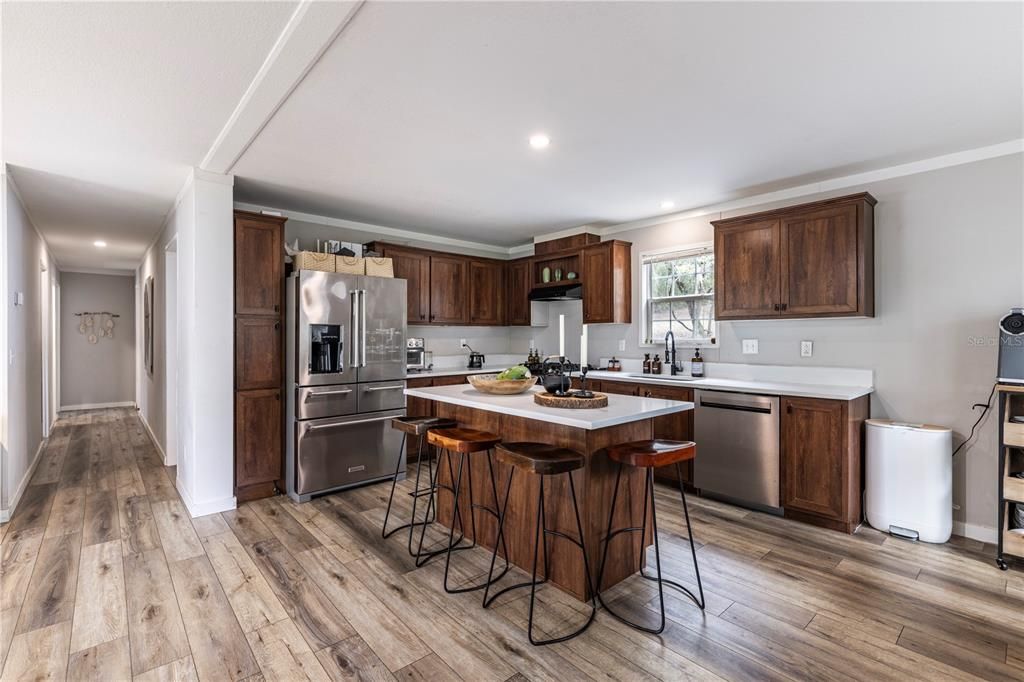 待售: $699,000 (6 贝兹, 4 浴室, 2608 平方英尺)