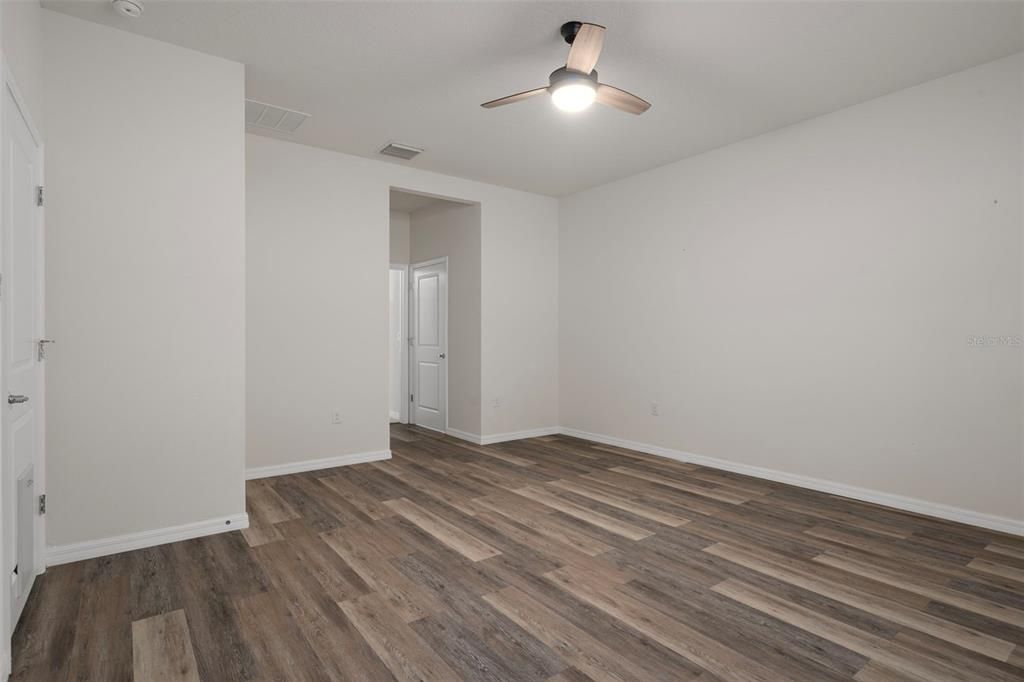 For Sale: $455,000 (4 beds, 2 baths, 2057 Square Feet)