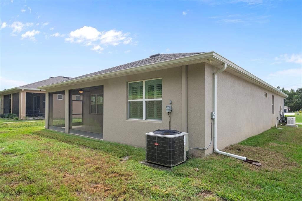 For Sale: $455,000 (4 beds, 2 baths, 2057 Square Feet)