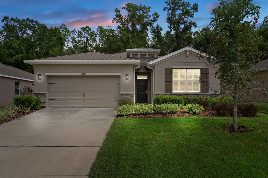 For Sale: $455,000 (4 beds, 2 baths, 2057 Square Feet)