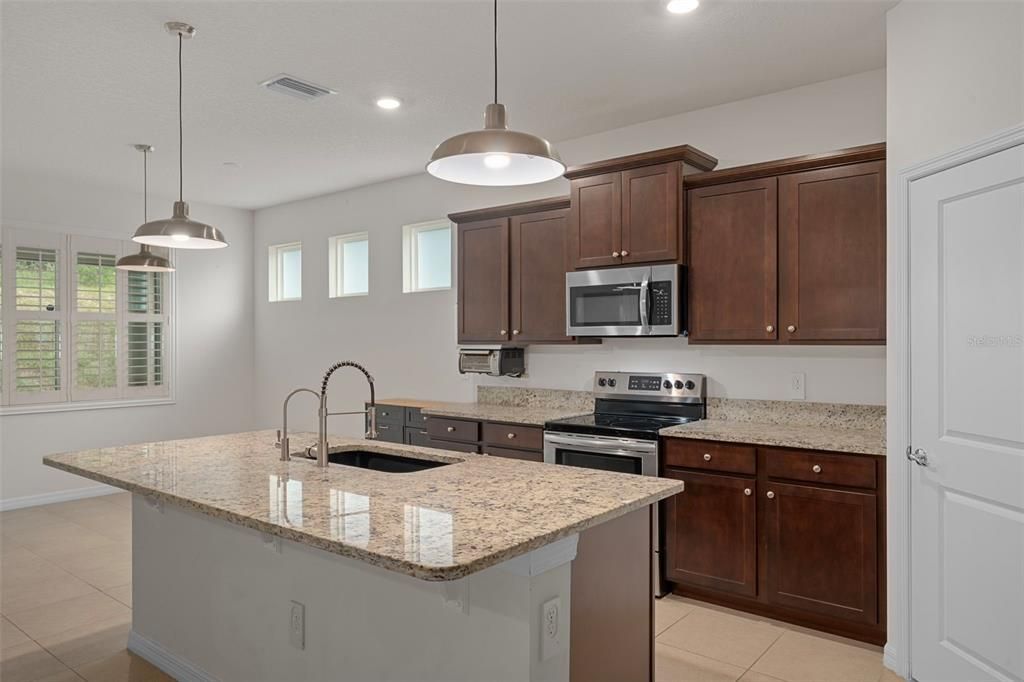 For Sale: $455,000 (4 beds, 2 baths, 2057 Square Feet)