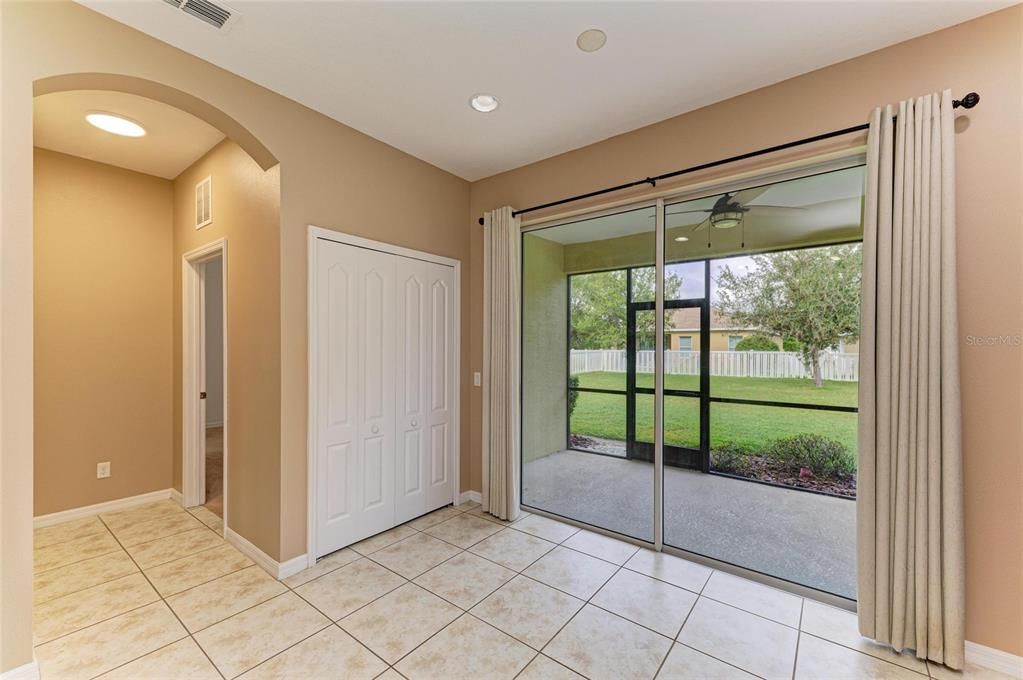 Active With Contract: $375,000 (4 beds, 2 baths, 1487 Square Feet)