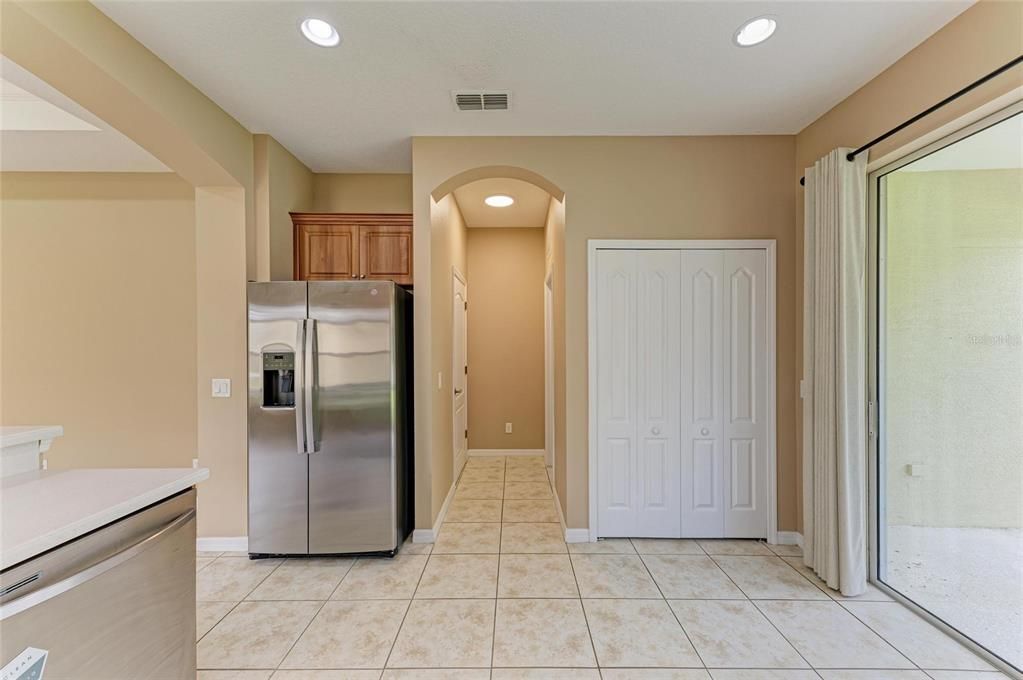 Active With Contract: $375,000 (4 beds, 2 baths, 1487 Square Feet)