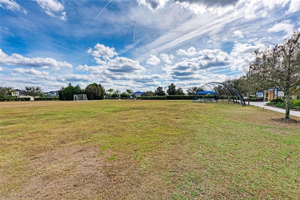 Active With Contract: $375,000 (4 beds, 2 baths, 1487 Square Feet)