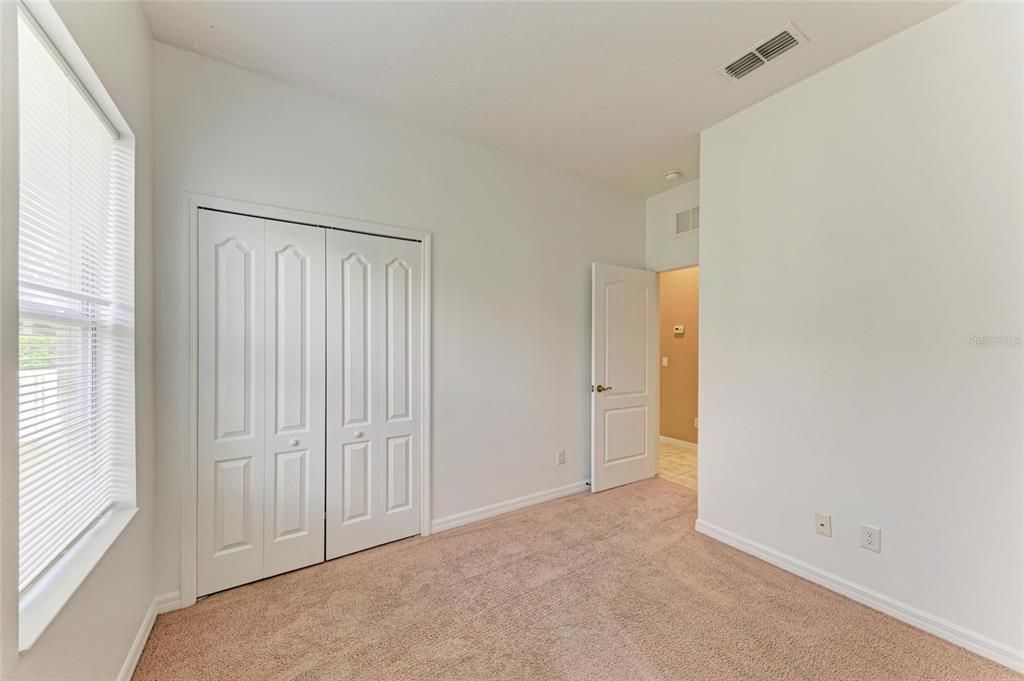 Active With Contract: $375,000 (4 beds, 2 baths, 1487 Square Feet)