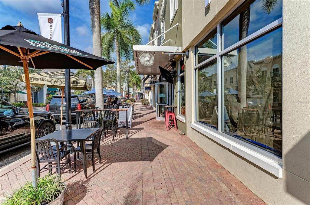 Active With Contract: $375,000 (4 beds, 2 baths, 1487 Square Feet)