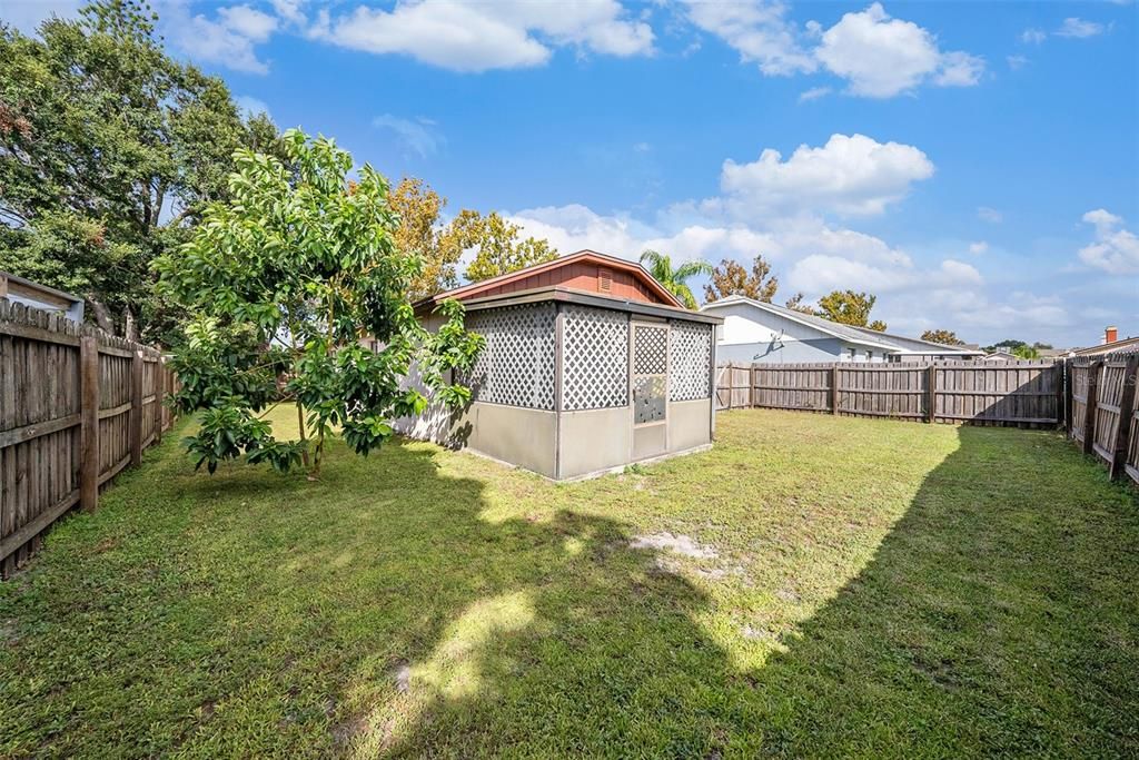 Active With Contract: $375,000 (3 beds, 2 baths, 1504 Square Feet)