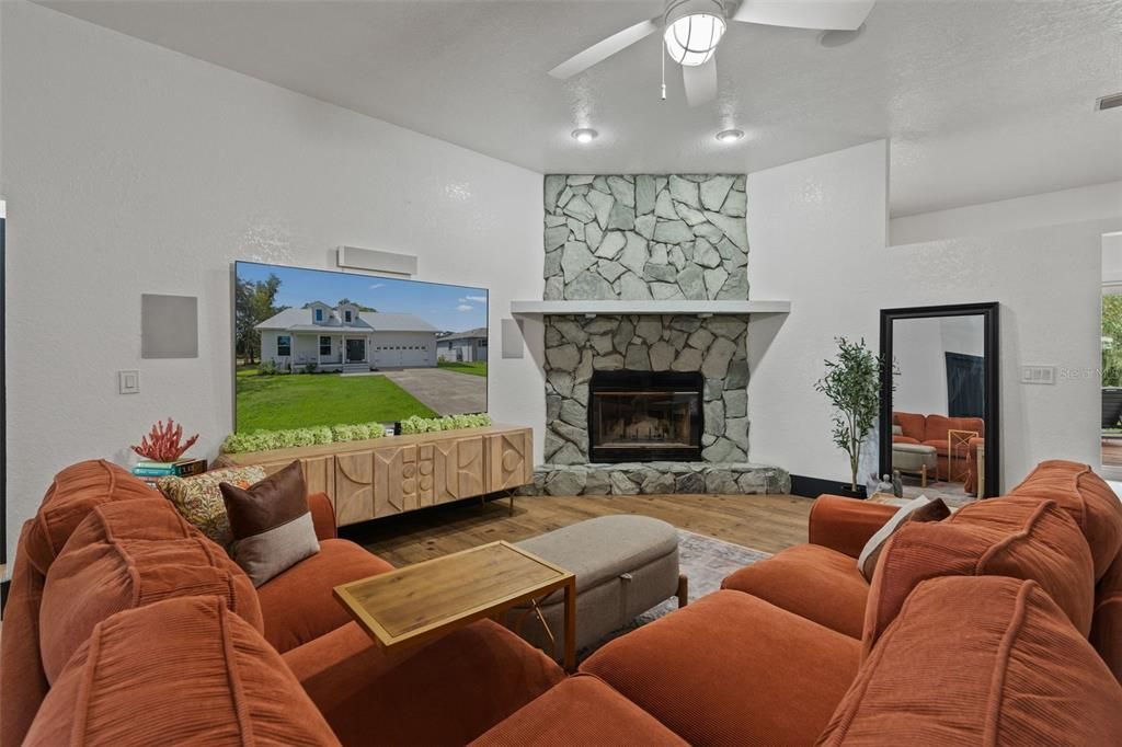 На продажу: $699,500 (3 спален, 2 ванн, 1791 Квадратных фут)