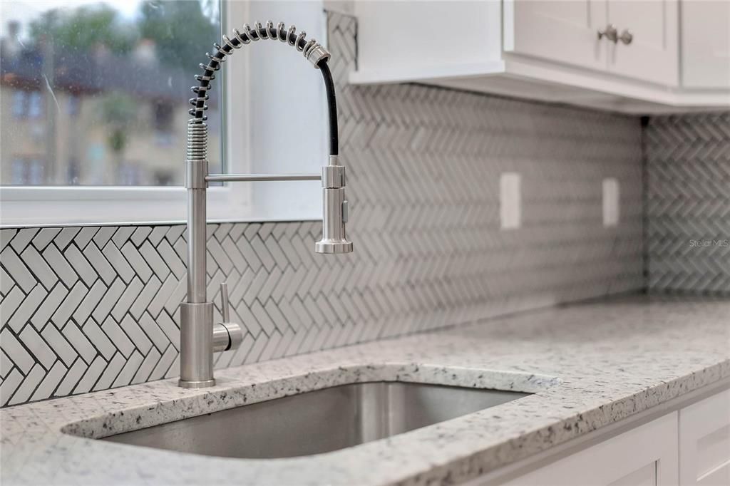 出租: $2,600 (3 贝兹, 2 浴室, 1757 平方英尺)