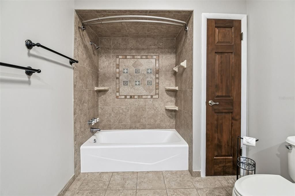 For Sale: $689,000 (4 beds, 3 baths, 3105 Square Feet)