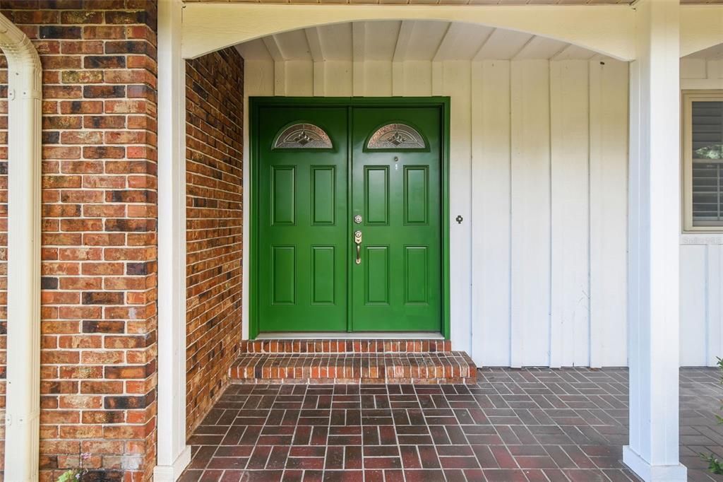 For Sale: $689,000 (4 beds, 3 baths, 3105 Square Feet)