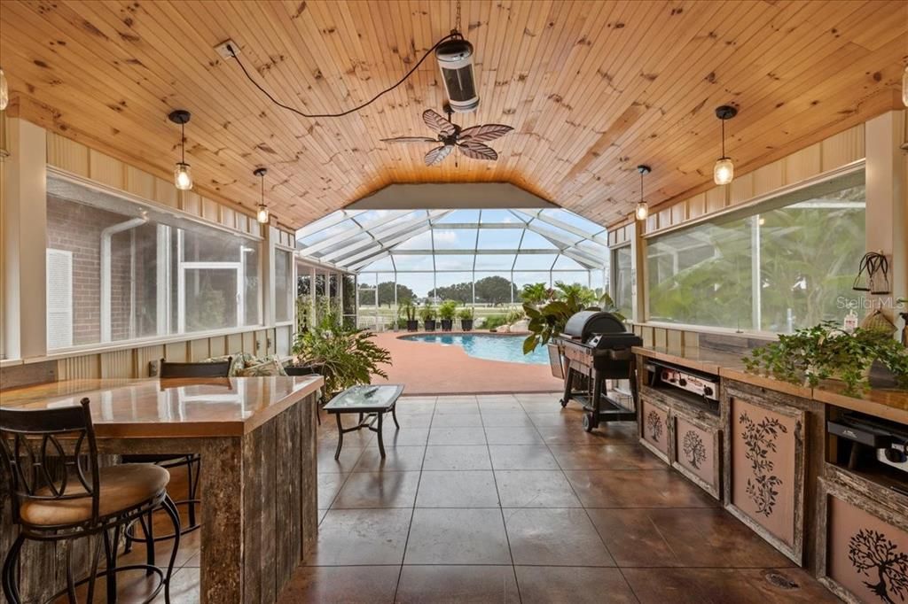 For Sale: $1,990,000 (4 beds, 4 baths, 2898 Square Feet)