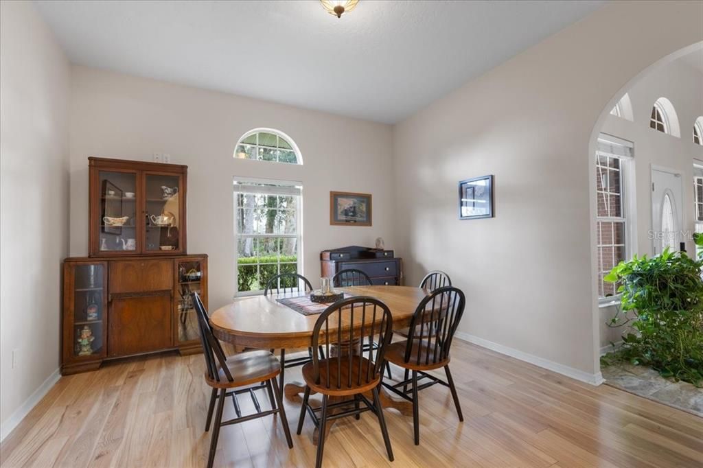 For Sale: $1,990,000 (4 beds, 4 baths, 2898 Square Feet)